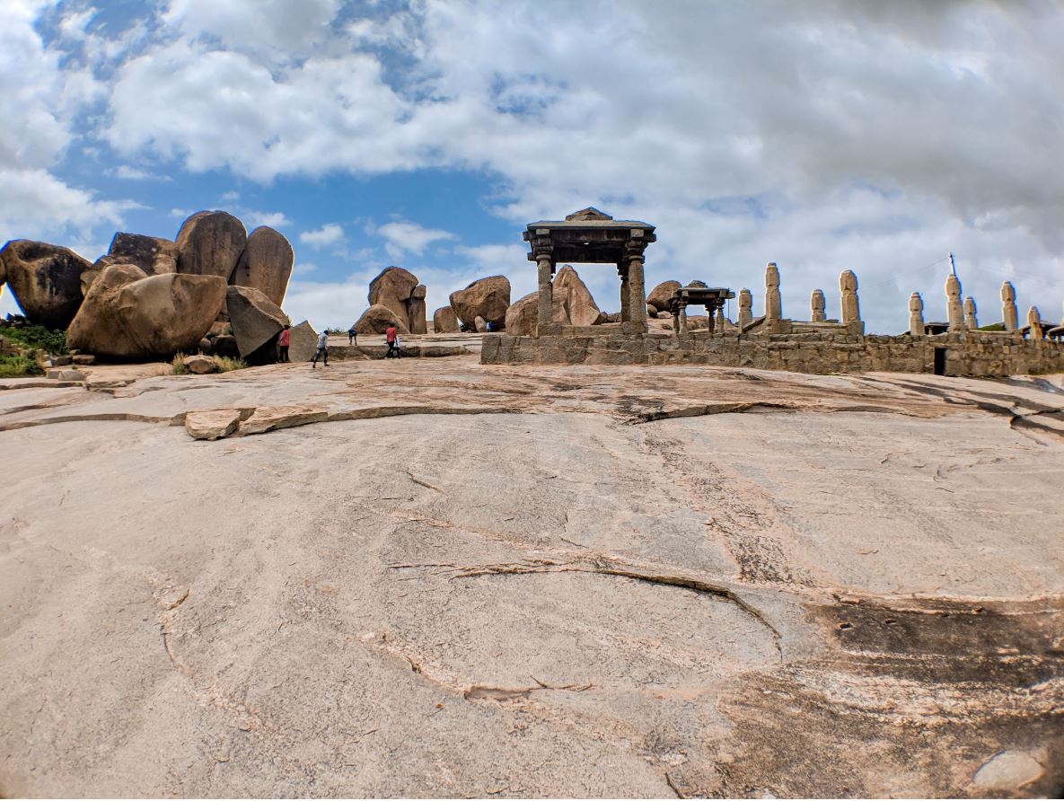 Hemakuta Hill Hampi