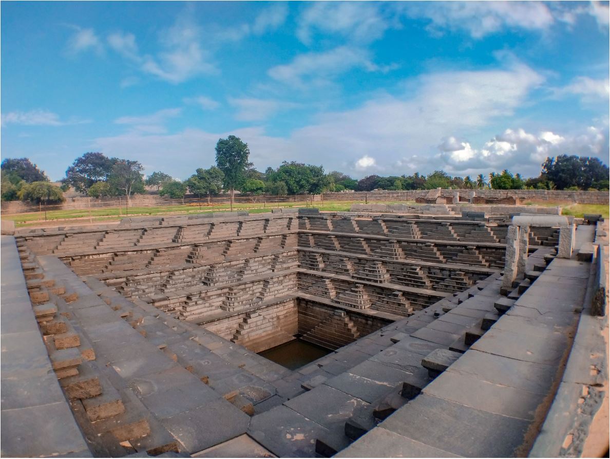 Pushkarani Hampi